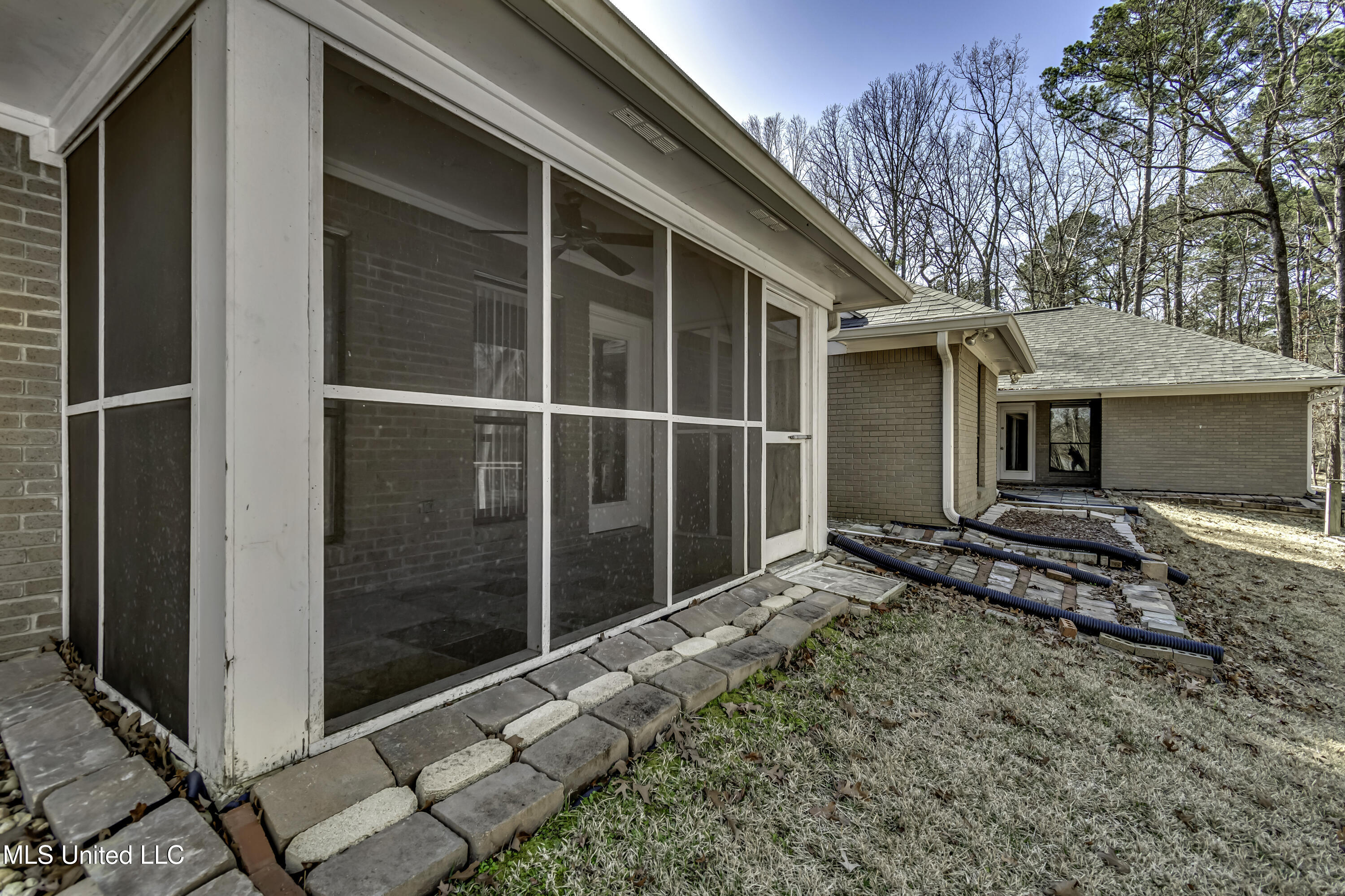 110 Meadowview Drive Brandon, MS 39047 - Photo 51 of 57 110 Meadowview Dr--12