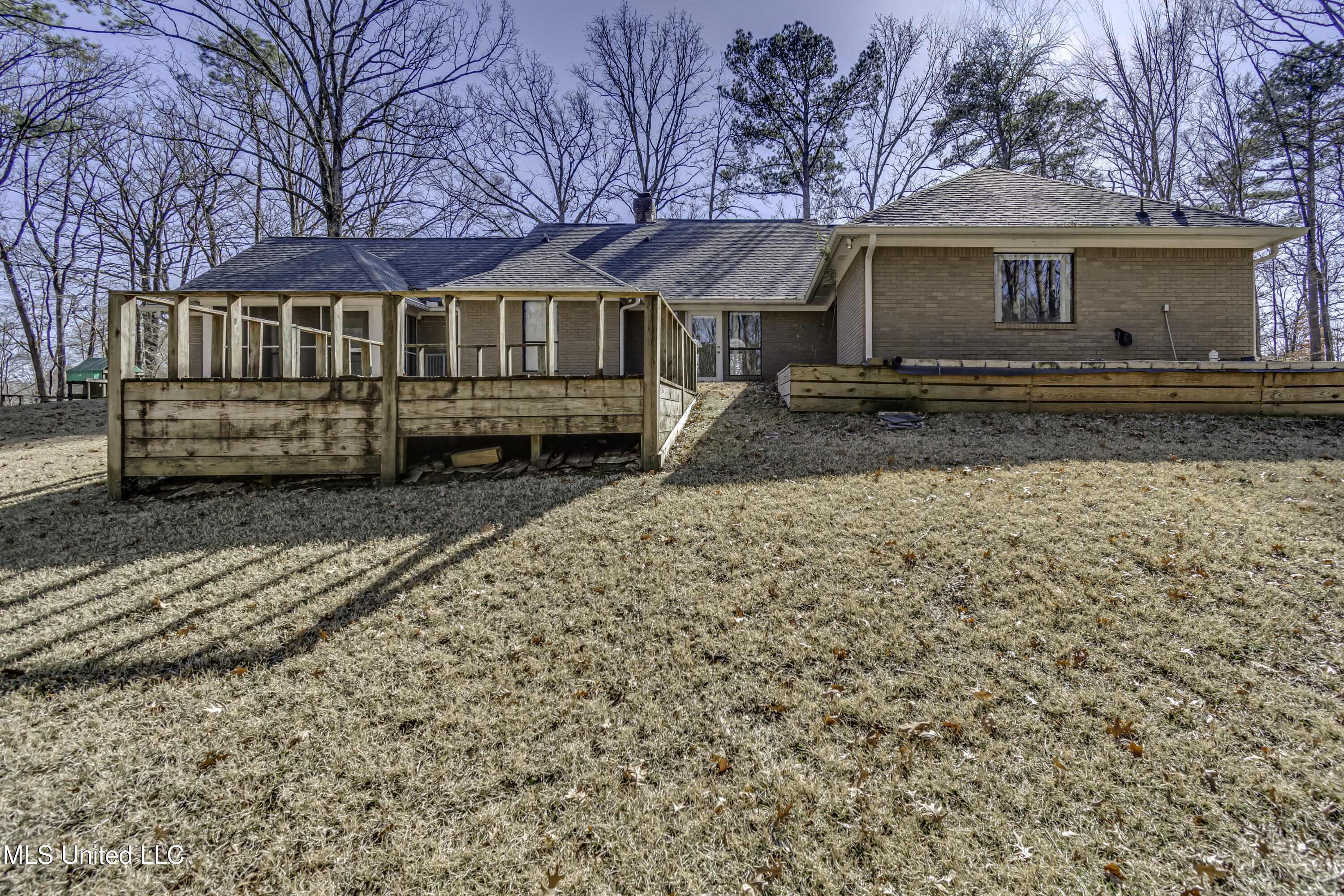 110 Meadowview Drive Brandon, MS 39047 - Photo 6 of 57 110 Meadowview Dr--9