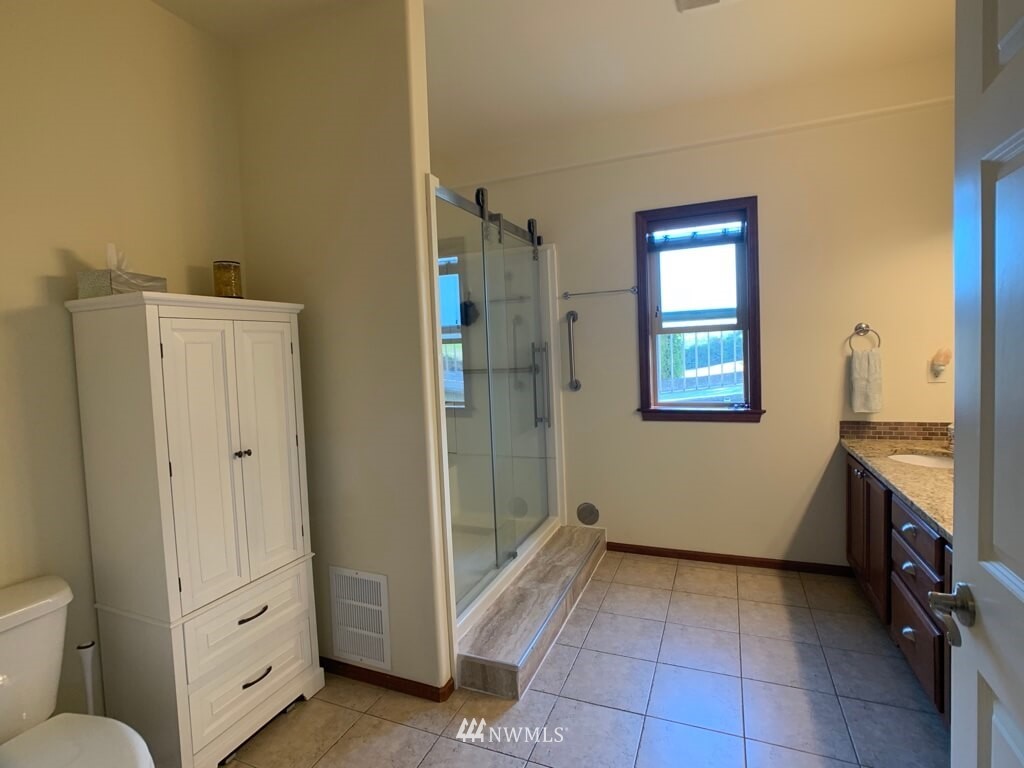 660 Telegraph Road, Unit 102 Bellingham, WA 98226 - Photo 16 of 28 Gallery Image 16
