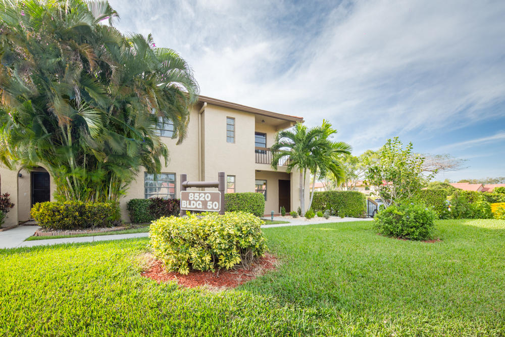 8520 Casa Del Lago, Unit 50F Boca Raton, FL 33433 - Photo 11 of 12 99860038-HDR_1000px