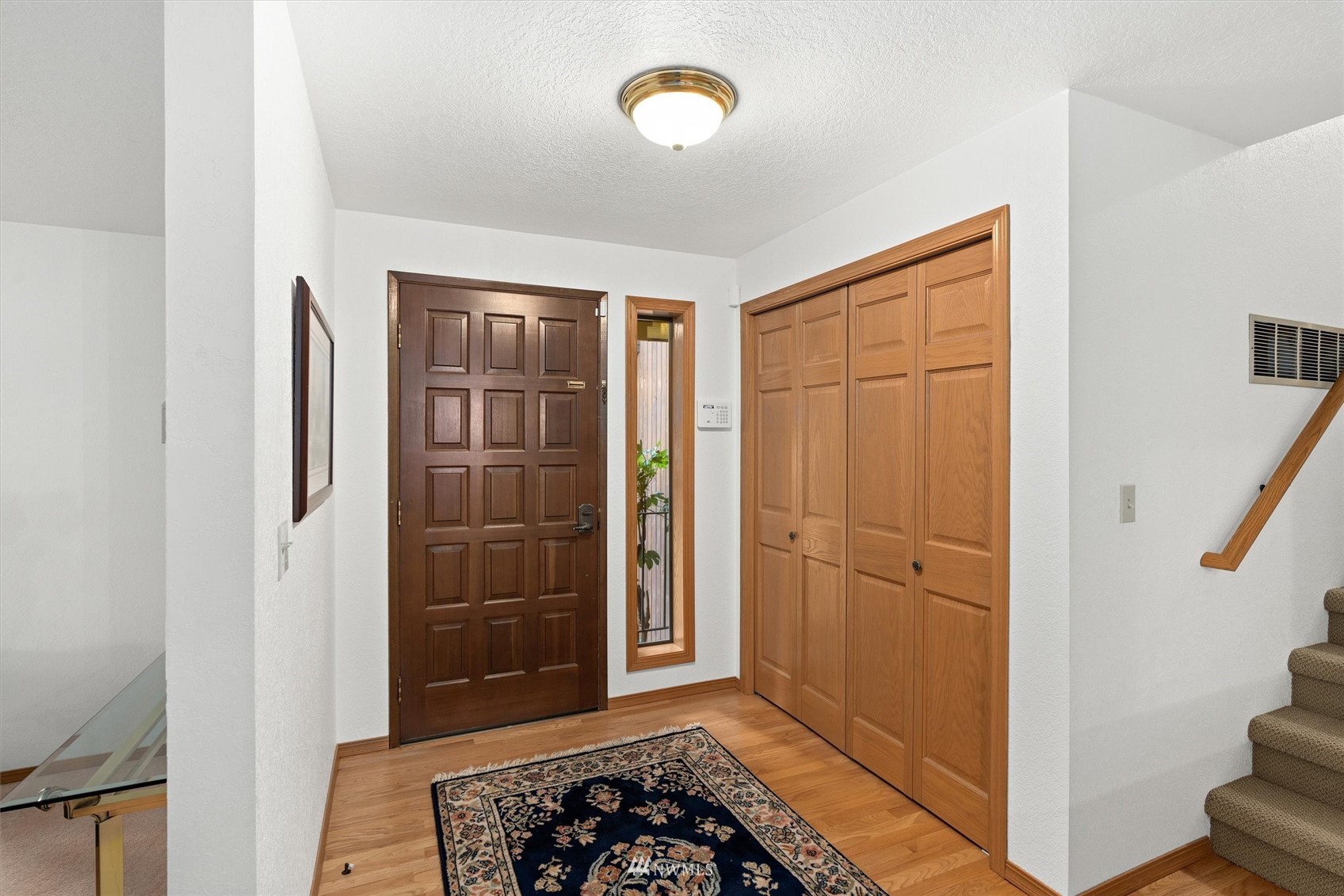 2012 Southwest 306th Place Federal Way, WA 98023 - Photo 4 of 40 Gallery Image 4