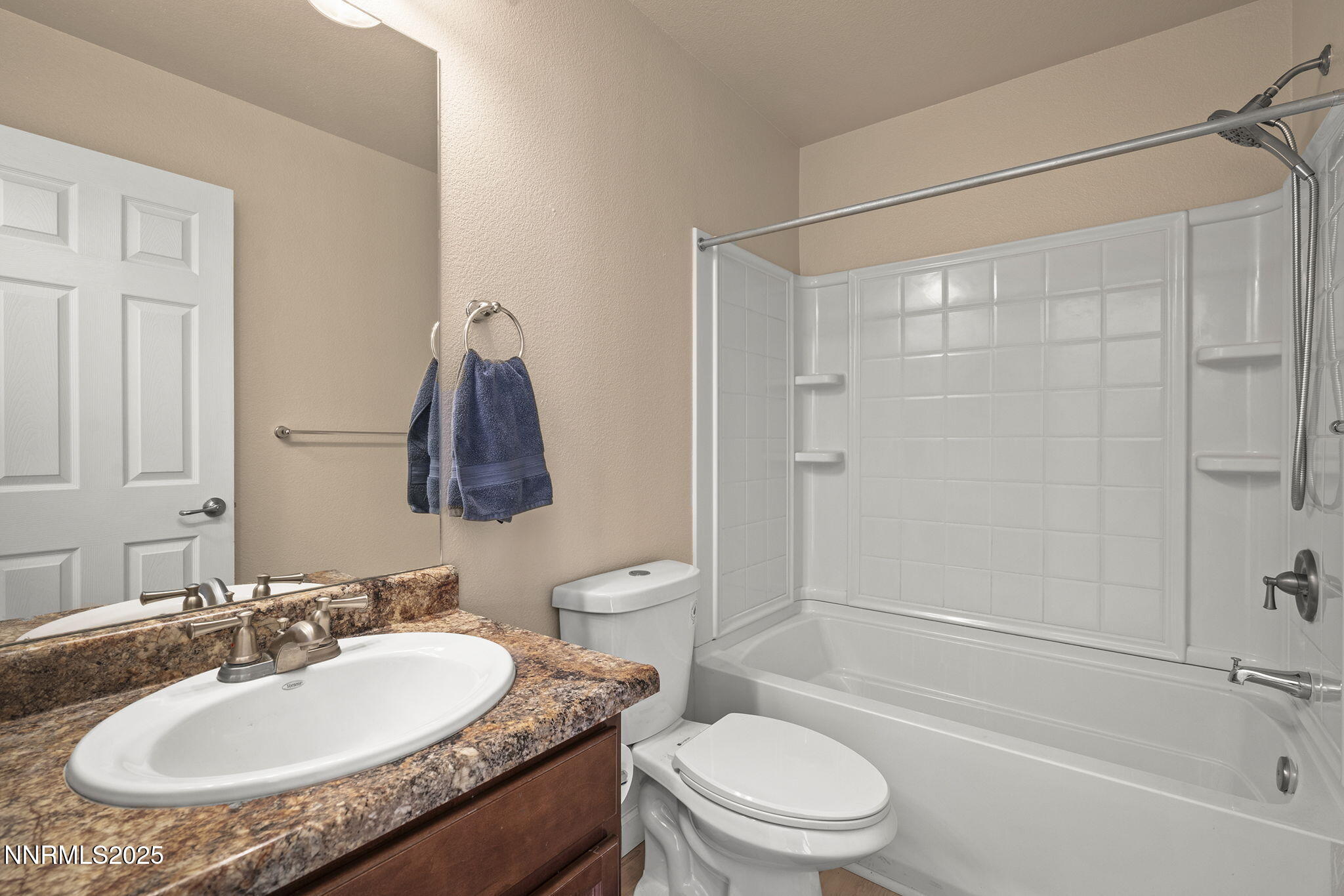 18261 Grizzly Bear Court Reno, NV 89508 - Photo 16 of 22 16-web-or-mls-_DSC0713