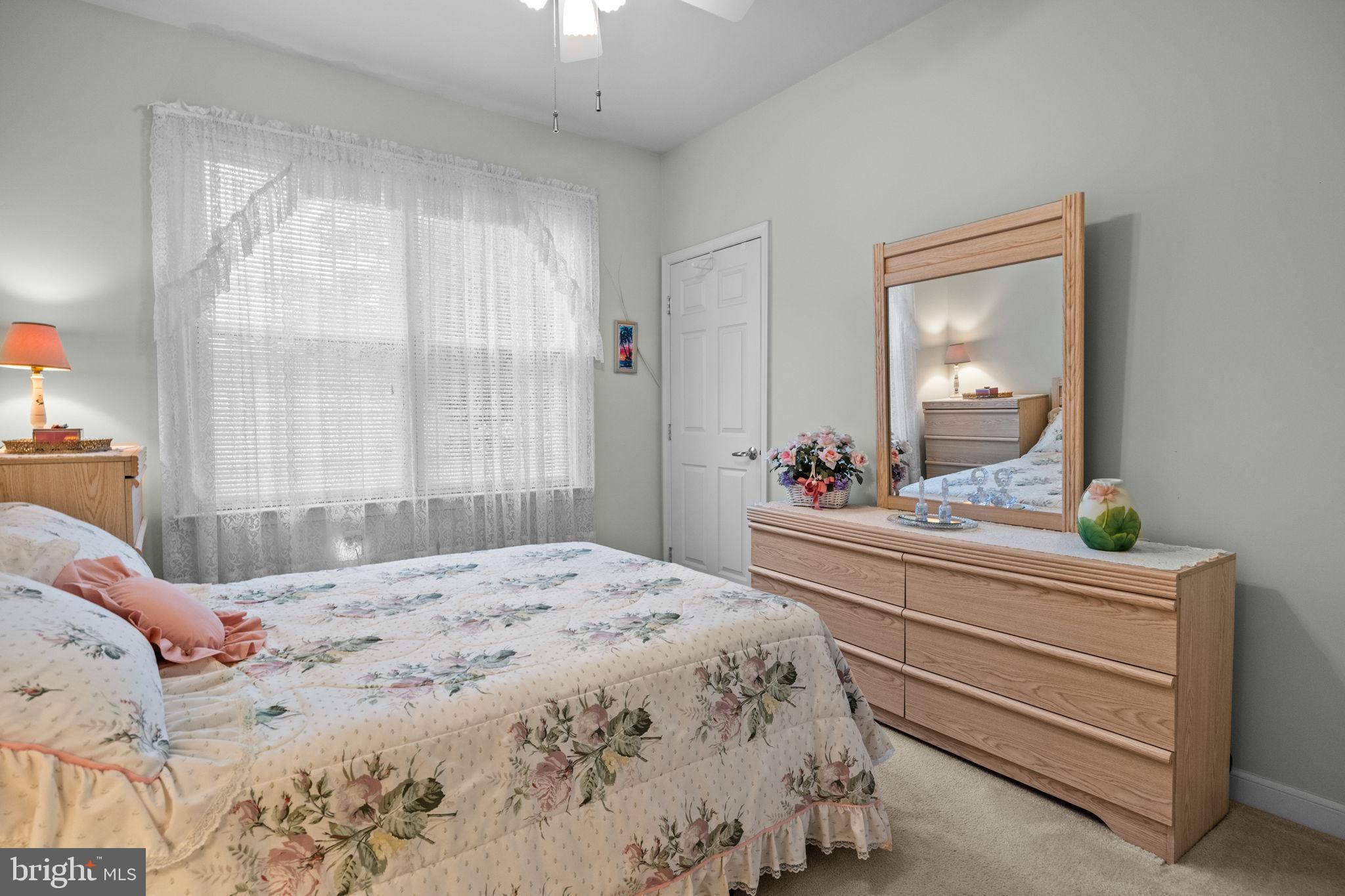 18 Bluebonnet Road Langhorne, PA 19047 - Photo 21 of 32 2nd Bedroom
