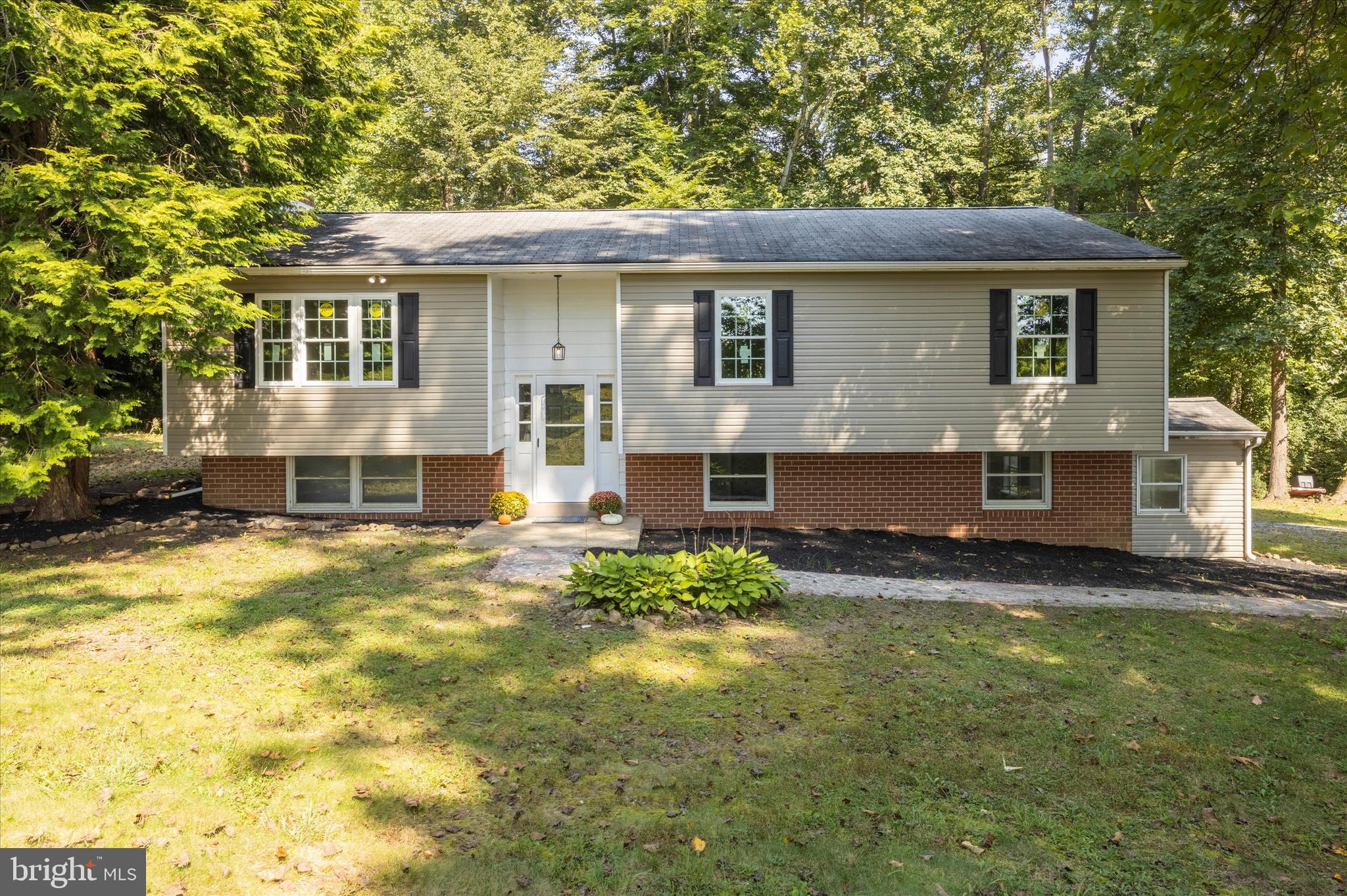 164 Creamery Road Elverson, PA 19520 - Photo 1 of 50 Welcome Home!