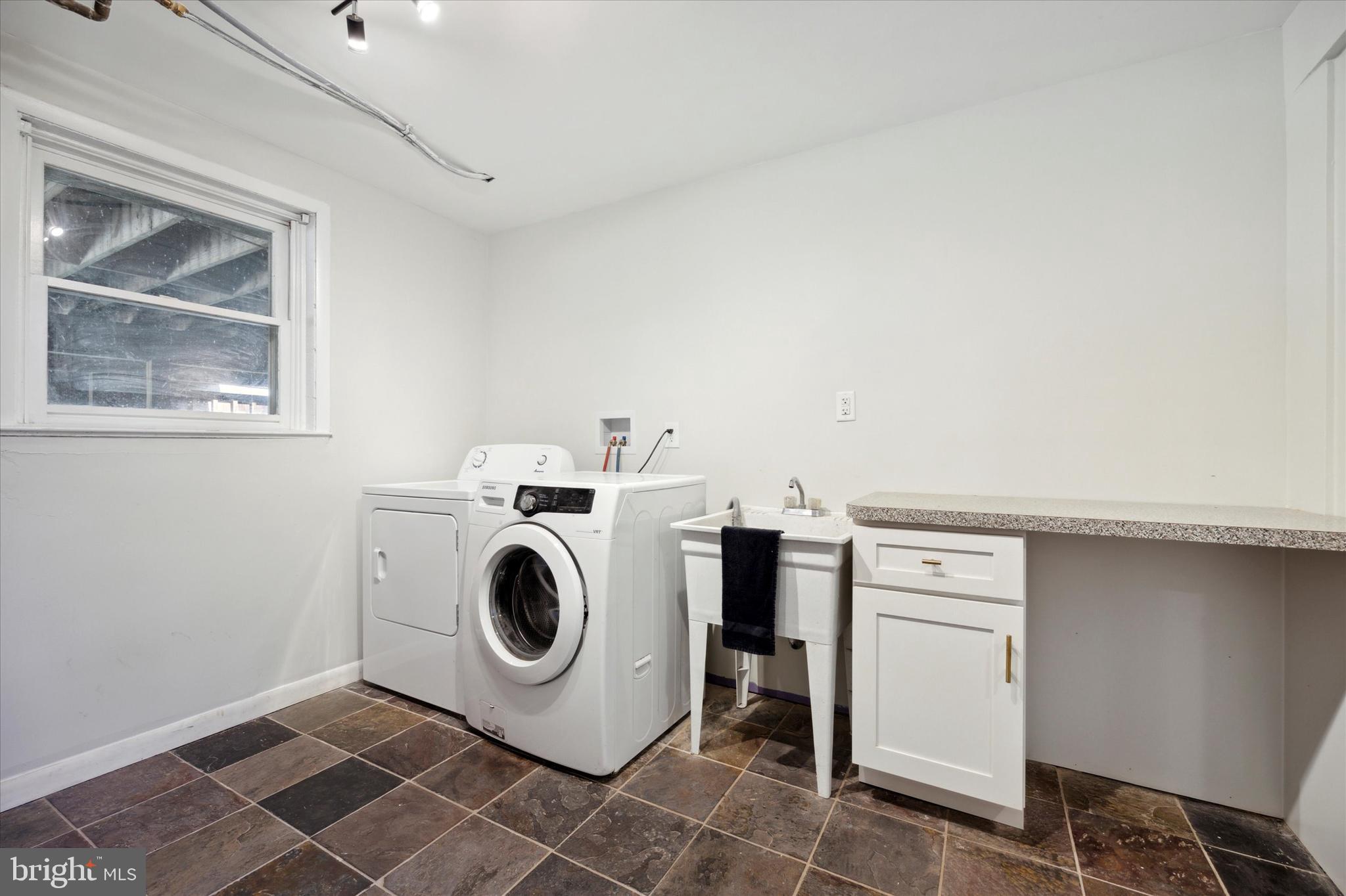 164 Creamery Road Elverson, PA 19520 - Photo 32 of 50 Laundry Room