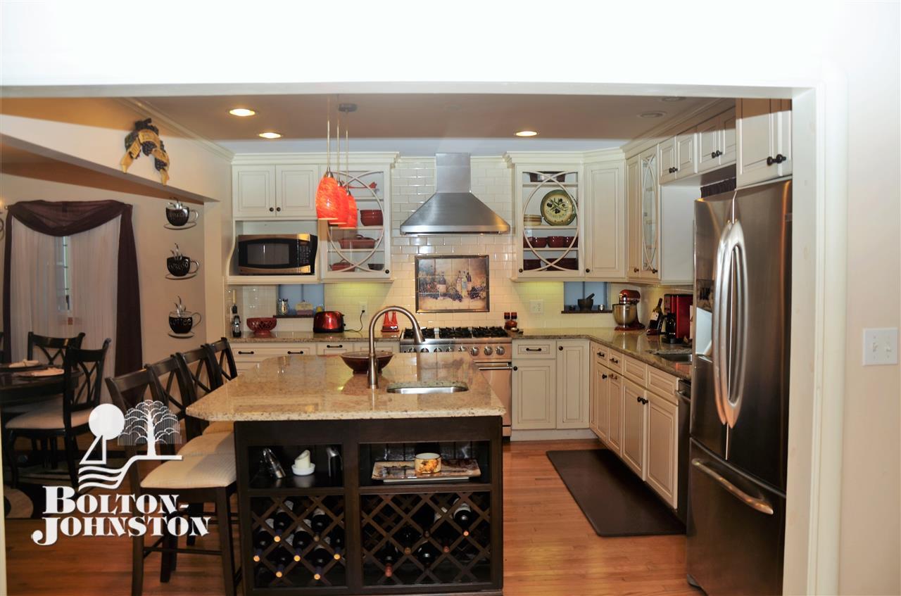 1420 Harvard Road Grosse Pointe, MI 48230 - Photo 3 of 34 31354288-2.JPG