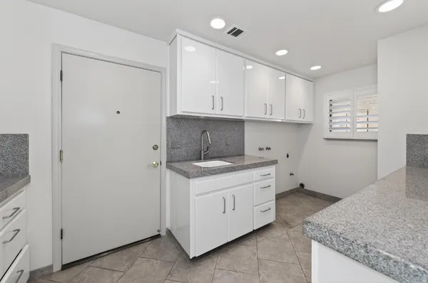 $1,795,000 | 2788 West Bluff Avenue, Fresno, CA 93711