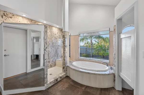 $1,795,000 | 2788 West Bluff Avenue, Fresno, CA 93711