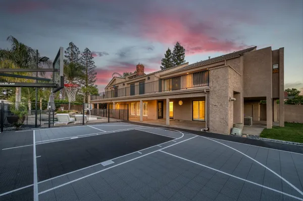 $1,795,000 | 2788 West Bluff Avenue, Fresno, CA 93711