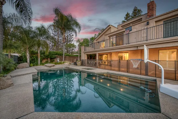 $1,795,000 | 2788 West Bluff Avenue, Fresno, CA 93711