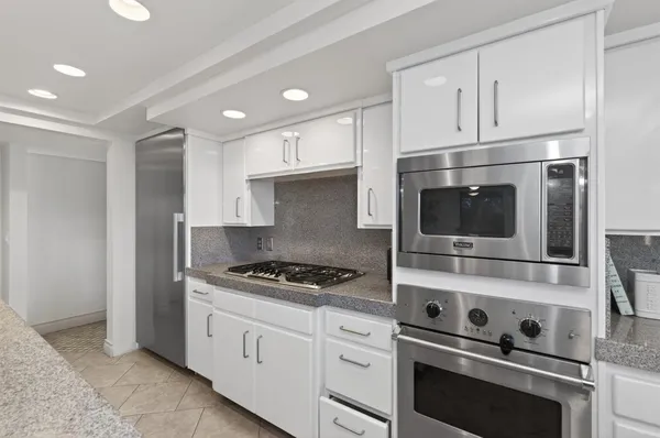 $1,795,000 | 2788 West Bluff Avenue, Fresno, CA 93711