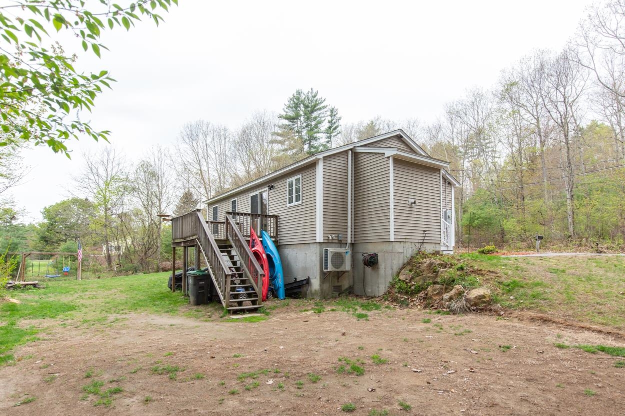 815 Bachelder Road Pembroke, NH 03275 - Photo 8 of 50