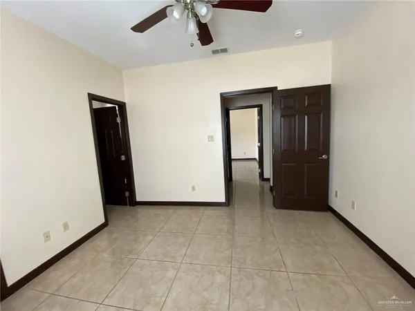 $1,050 | 1205 East Daffodil Avenue, Unit B, McAllen, TX 78501