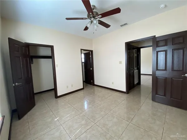 $1,050 | 1205 East Daffodil Avenue, Unit B, McAllen, TX 78501