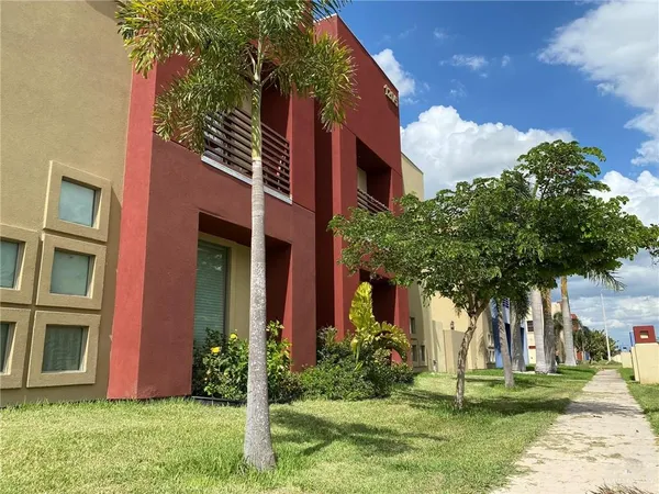 $1,050 | 1205 East Daffodil Avenue, Unit B, McAllen, TX 78501