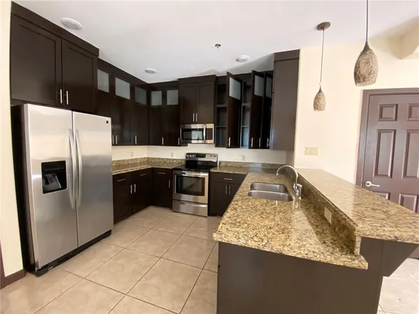 $1,050 | 1205 East Daffodil Avenue, Unit B, McAllen, TX 78501