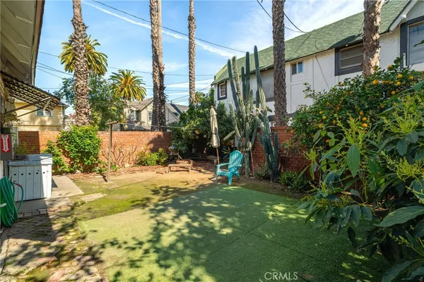 $1,600 | 534 Chestnut Avenue, Unit 4, Long Beach, CA 90802