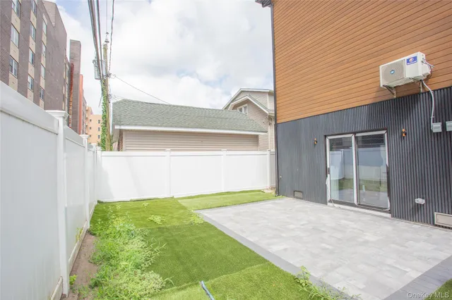 $7,800 | 622 West Penn Street, Unit A1, Long Beach, NY 11561