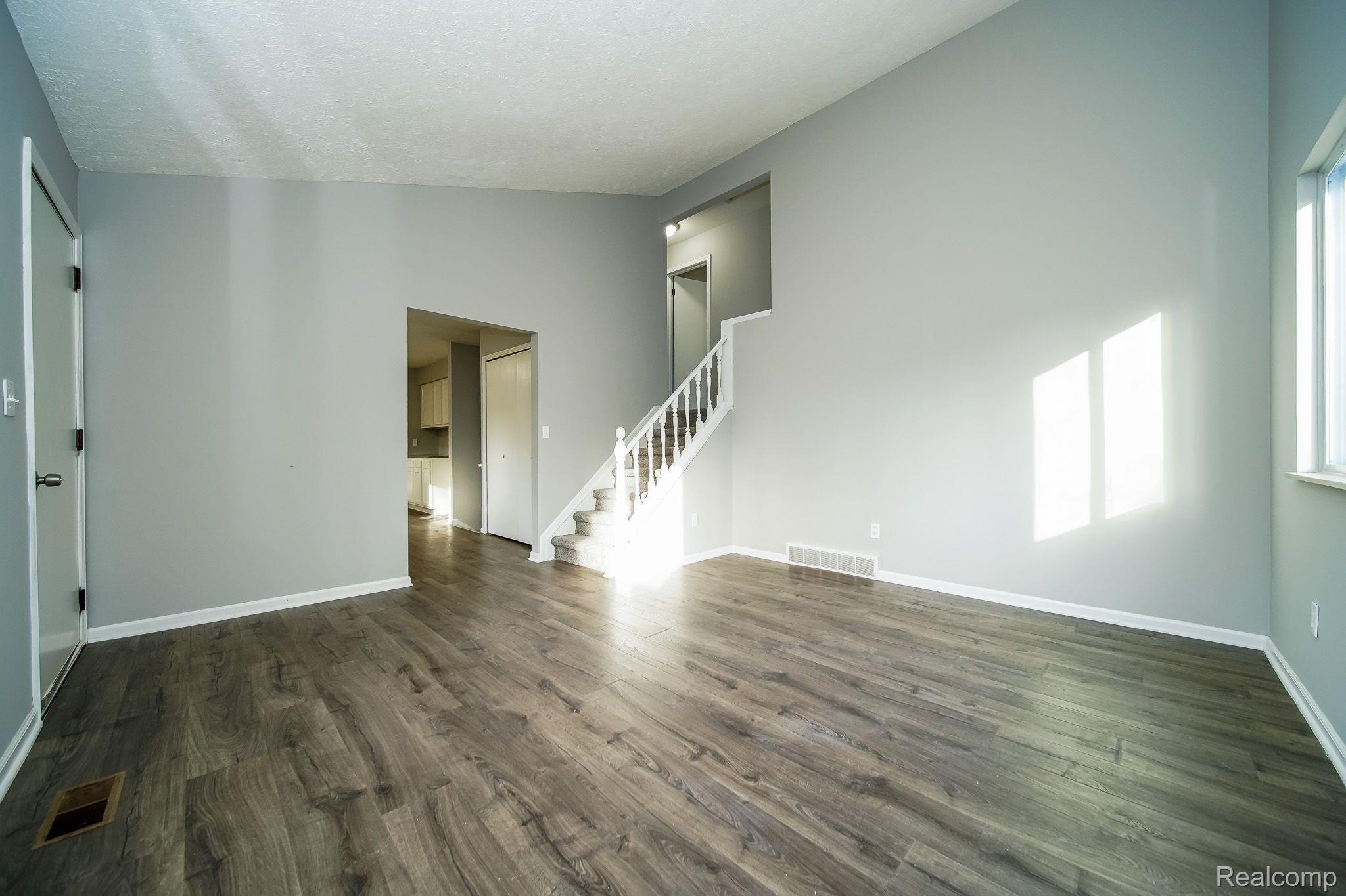 3890 Mason Road Howell, MI 48843 - Photo 9 of 62 Gallery Image 9