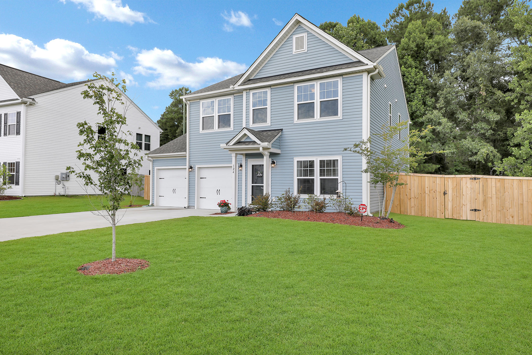 124 Rockingham Way Moncks Corner, SC 29461 - Photo 2 of 29 124 Rockingham Way