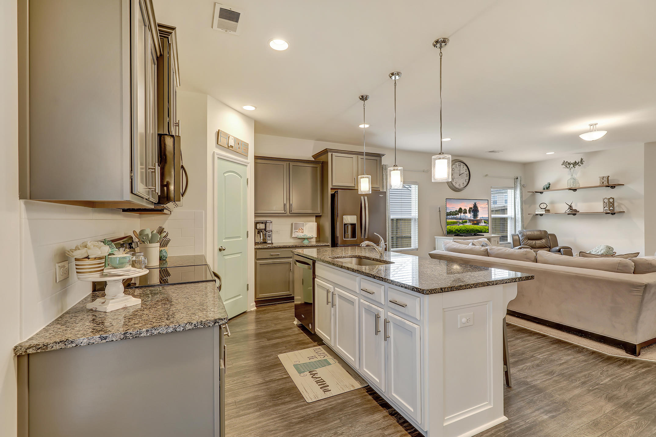 124 Rockingham Way Moncks Corner, SC 29461 - Photo 10 of 29 Kitchen