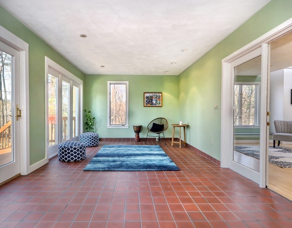 18 Juniper Ridge Road Lincoln, MA 01773 - Photo 12 of 37