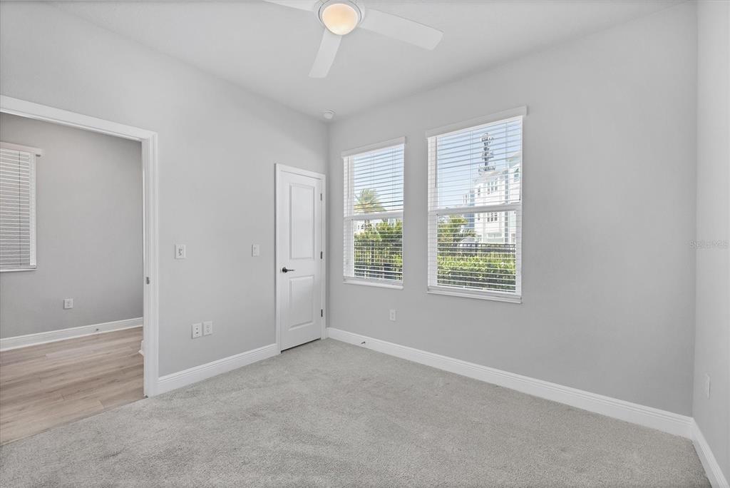 2340 Lindstrom Street Sarasota, FL 34237 - Photo 30 of 59