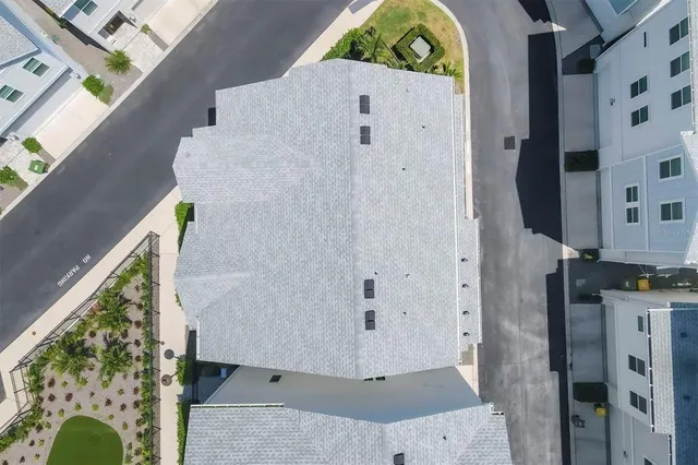 $749,000 | 2340 Lindstrom Street, Sarasota, FL 34237