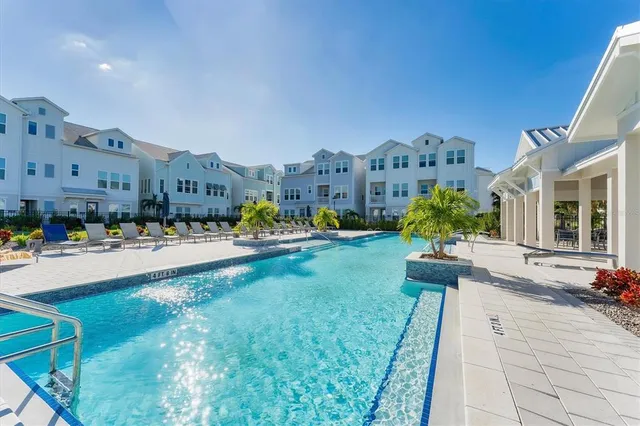 $749,000 | 2340 Lindstrom Street, Sarasota, FL 34237