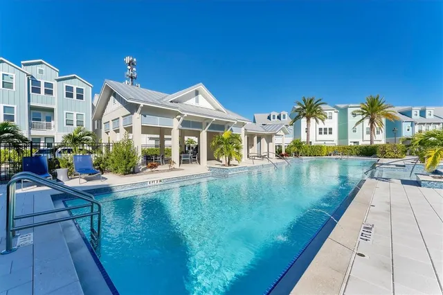 $749,000 | 2340 Lindstrom Street, Sarasota, FL 34237