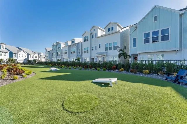 $749,000 | 2340 Lindstrom Street, Sarasota, FL 34237