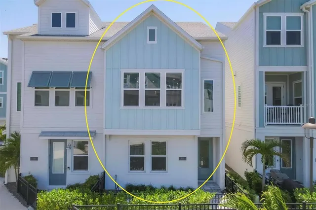 $749,000 | 2340 Lindstrom Street, Sarasota, FL 34237