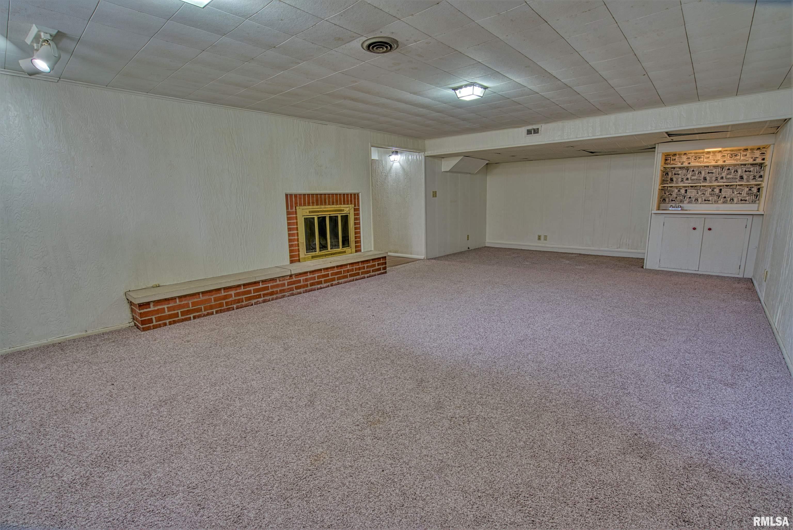 8830 North Picture Ridge Road Peoria, IL 61615 - Photo 18 of 36 Gallery Image 18