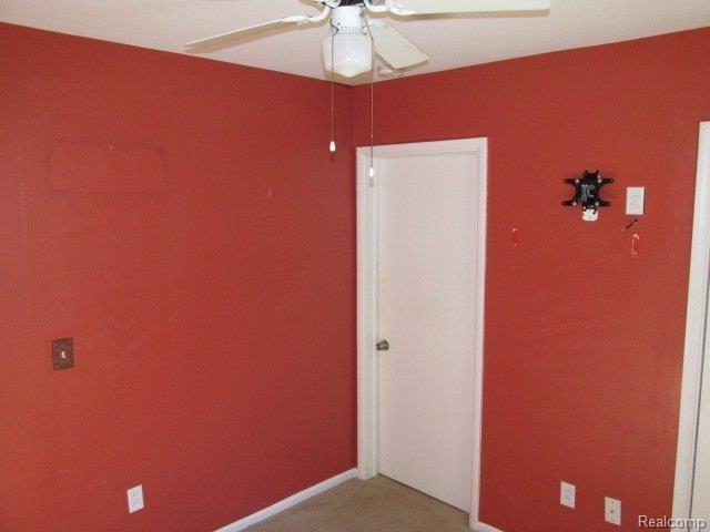 2799 Grant Road Rochester, MI 48309 - Photo 27 of 32 2799 GRANT ROCHESTER (154).JPG