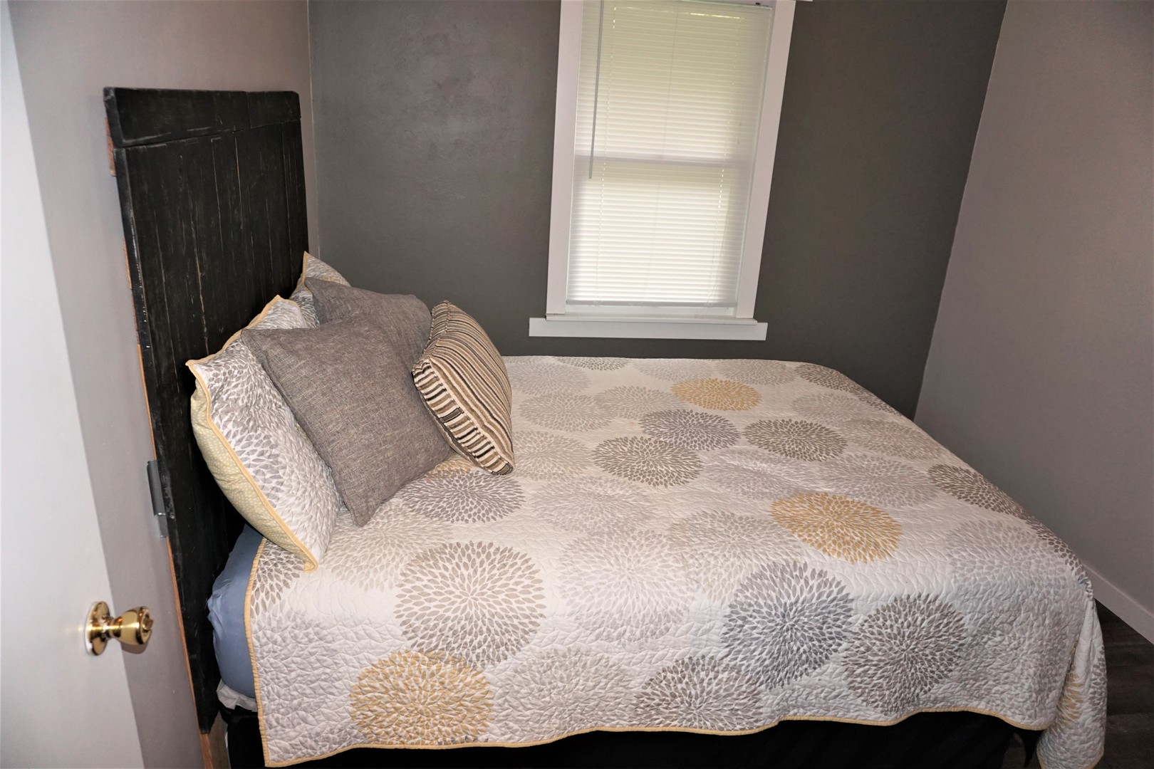 1010 Broadmoor Drive Champaign, IL 61821 - Photo 16 of 30