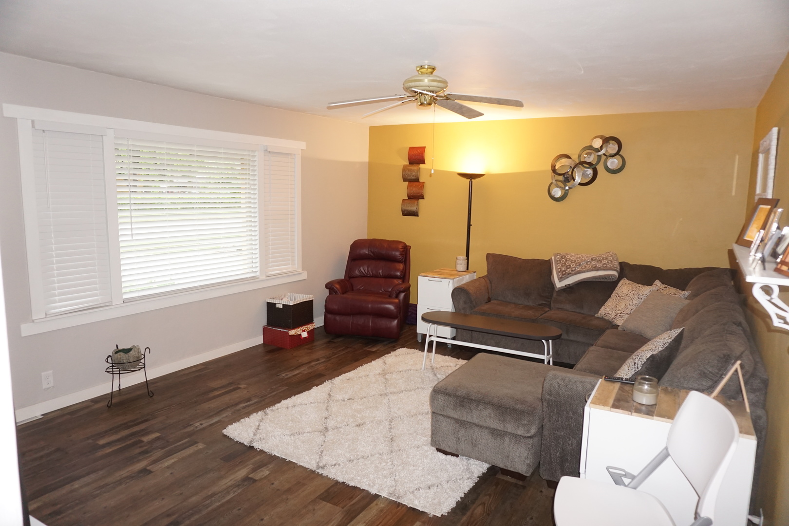 1010 Broadmoor Drive Champaign, IL 61821 - Photo 3 of 30