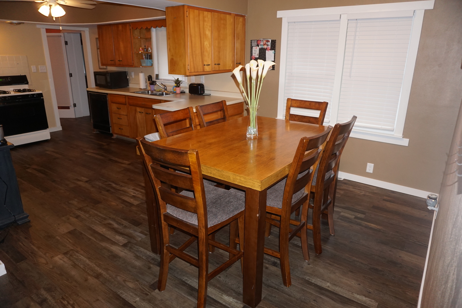 1010 Broadmoor Drive Champaign, IL 61821 - Photo 5 of 30