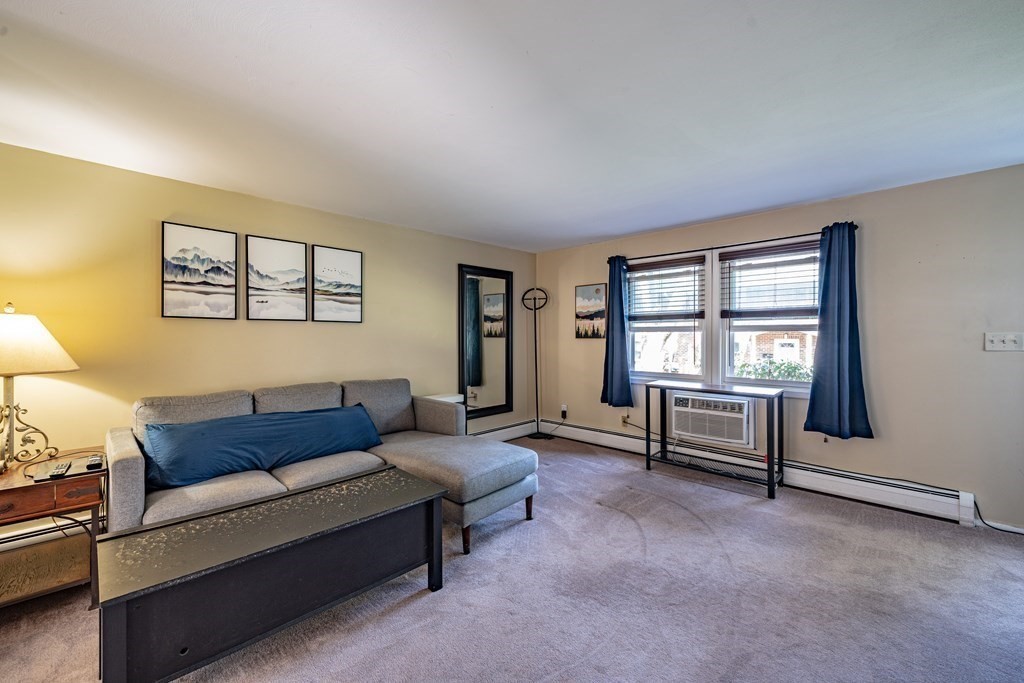 147 Manor Court, Unit 147 Springfield, MA 01118 - Photo 2 of 17 Gallery Image 2