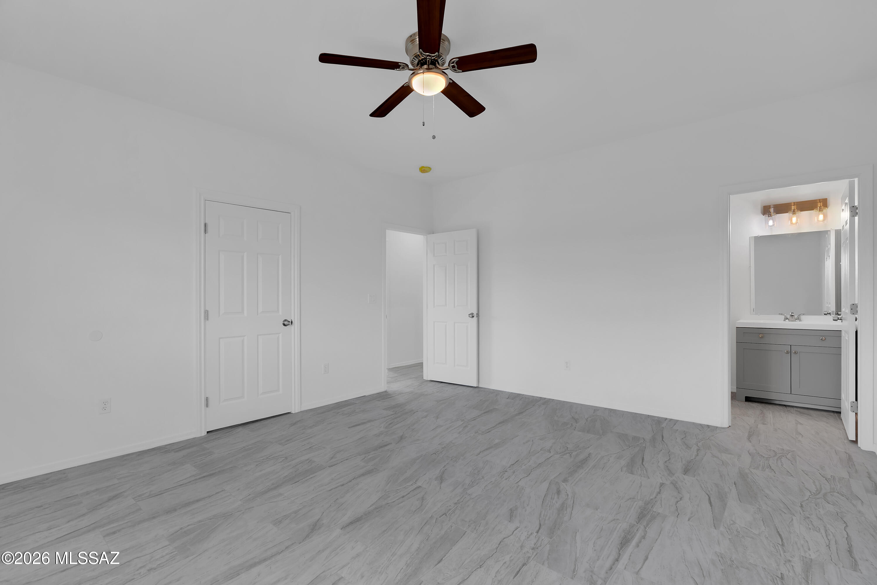 1272 Circulo Yerba Buena Rio Rico, AZ 85648 - Photo 15 of 48 Gallery Image 15