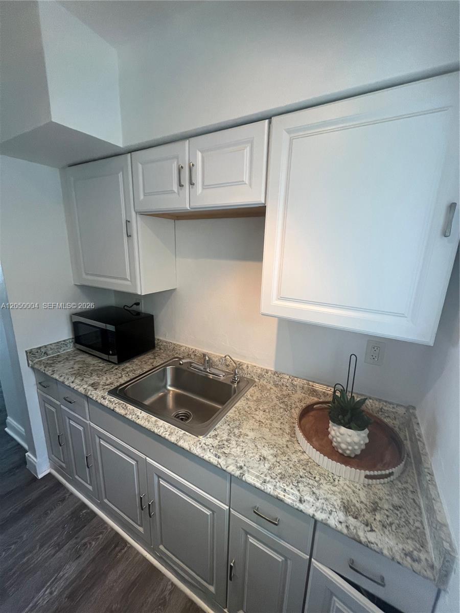 7720 Harding Avenue, Unit 9 Miami Beach, FL 33141 - Photo 18 of 27