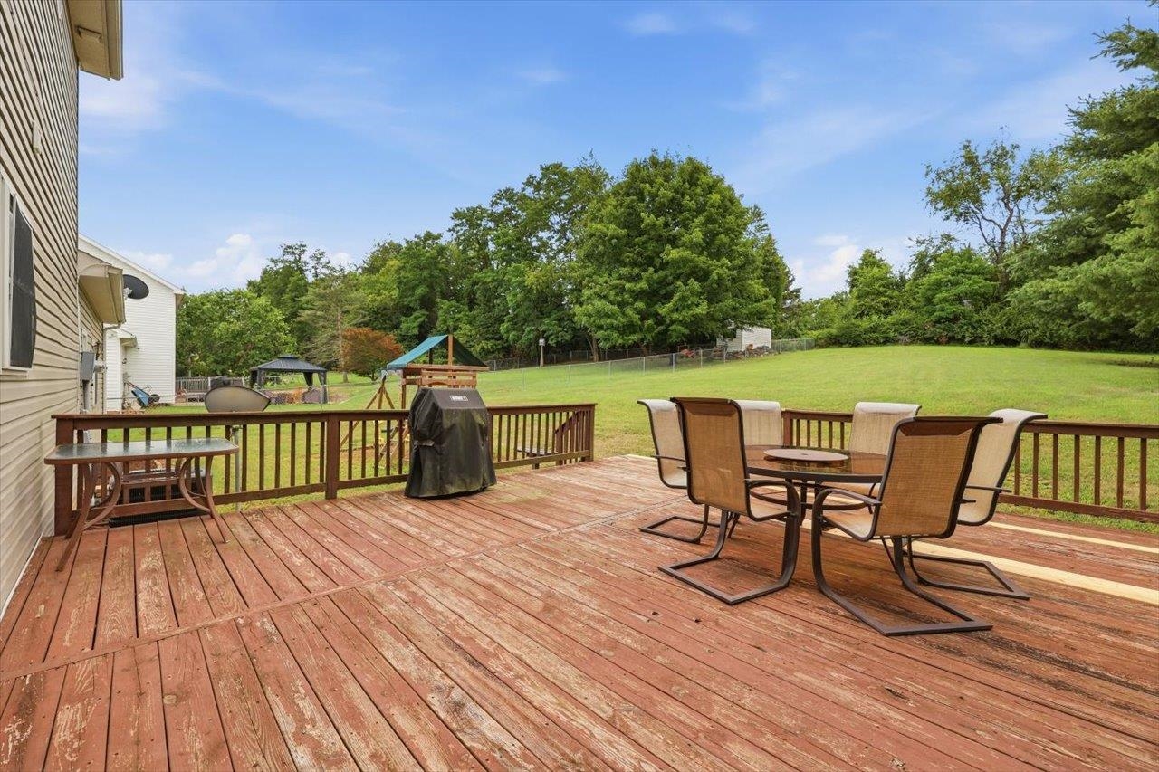 1836 Harvard Road Waynesboro, VA 22980 - Photo 32 of 41