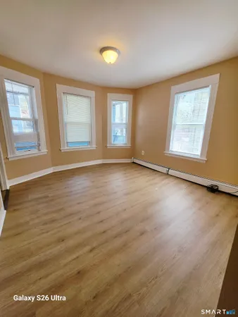 $1,600 | 124 Southview Street, Unit 1, Waterbury, CT 06706