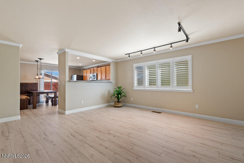 7435 Hinton Drive Reno, NV 89506 - Photo 5 of 20 7435 Hinton Drive (5 of 21)
