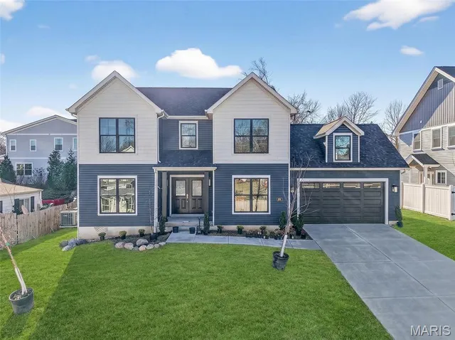 $899,900 | 810 Nirk Avenue, St. Louis, MO 63122