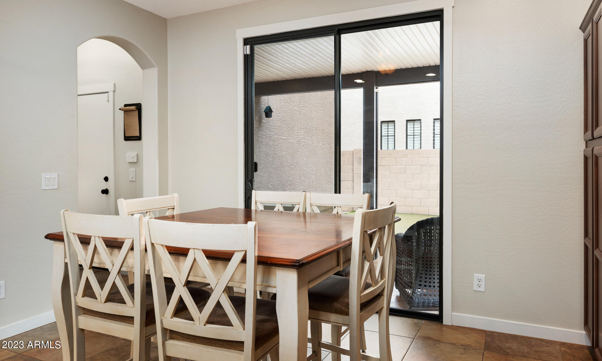 2330 West Sleepy Ranch Road Phoenix, AZ 85085 - Photo 8 of 34 Eating Area