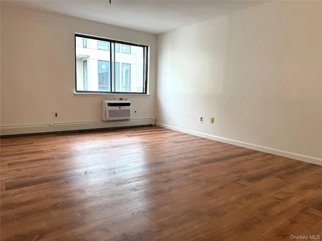 $599,000 | 15 Greenridge Avenue, Unit 20H, White Plains, NY 10605