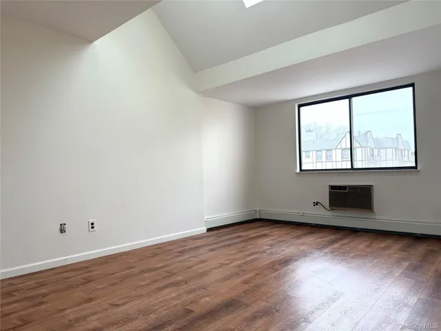 $599,000 | 15 Greenridge Avenue, Unit 20H, White Plains, NY 10605