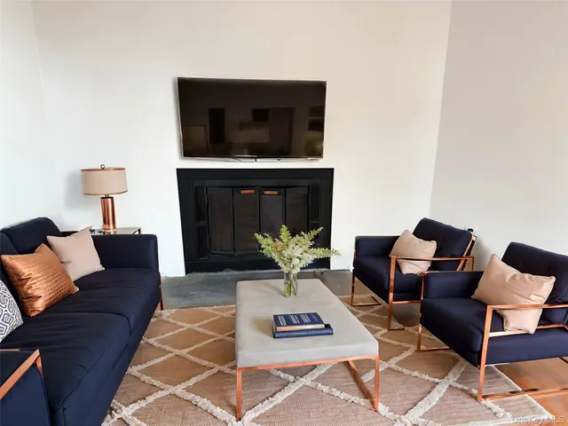 $599,000 | 15 Greenridge Avenue, Unit 20H, White Plains, NY 10605