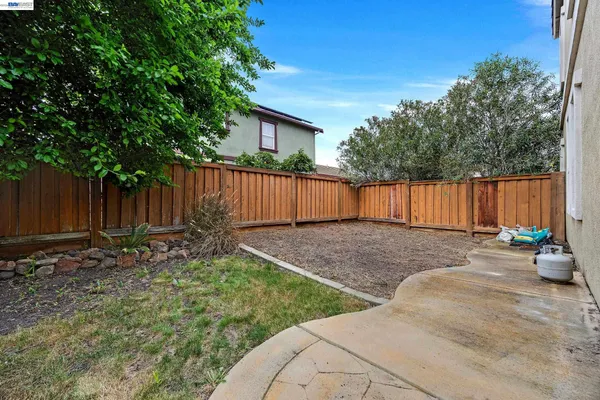 $879,000 | 1869 Tarragon Drive, Brentwood, CA 94513