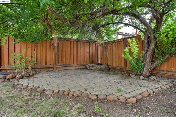 $879,000 | 1869 Tarragon Drive, Brentwood, CA 94513